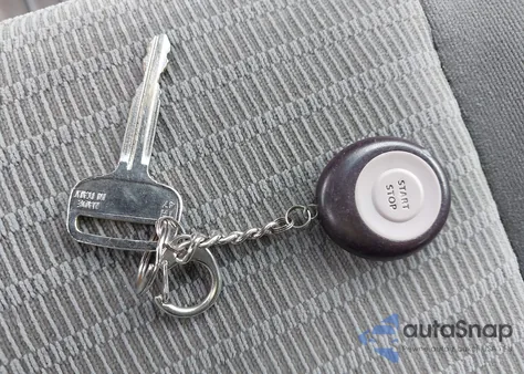 2005 Toyota Camry Le from USA, damaged, VIN 4T1BE30K45U609911